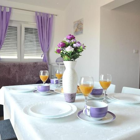 Apartmani Rebecca 维尔 外观 照片