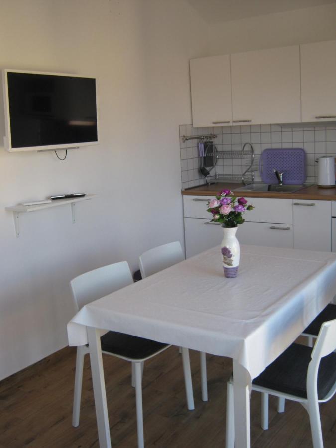 Apartmani Rebecca 维尔 外观 照片