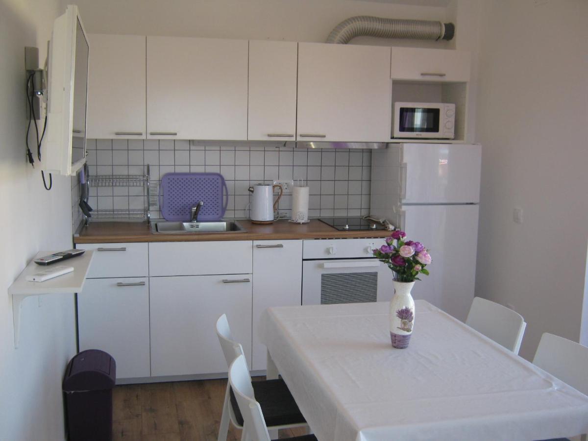 Apartmani Rebecca 维尔 外观 照片