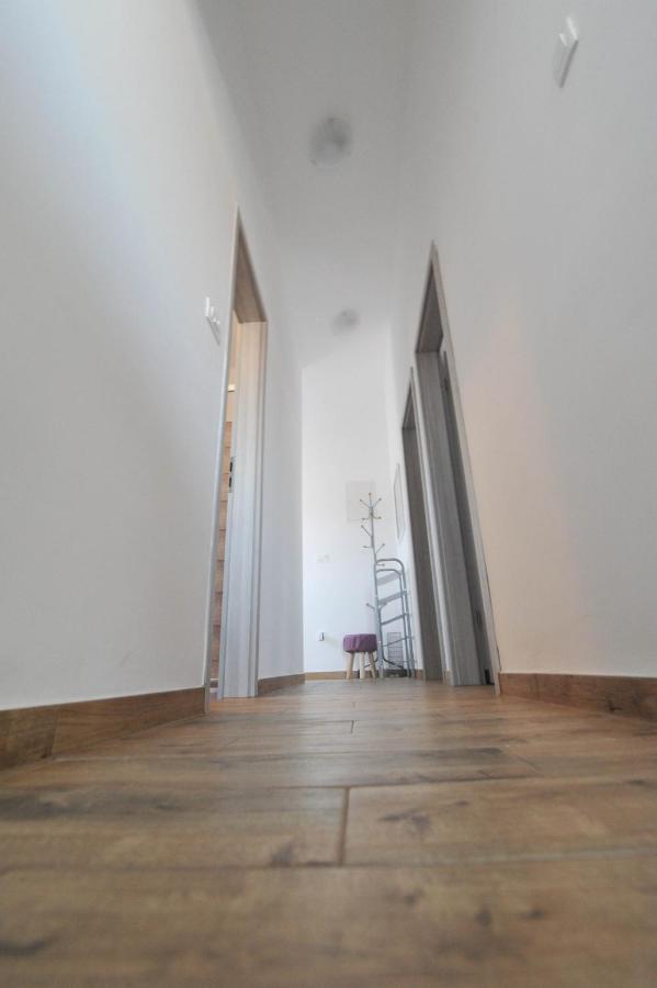 Apartmani Rebecca 维尔 外观 照片